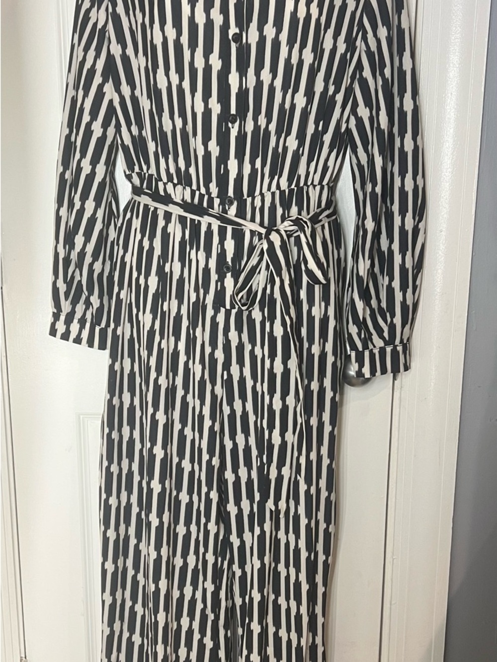 SHEIN Black & White Striped Geometric Tie-Waist Jumpsuit